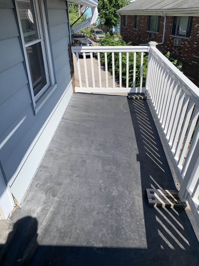 Porch - 620 S Hawley Rd