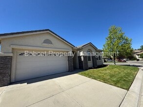 Building Photo - 1260 Flintwood Dr