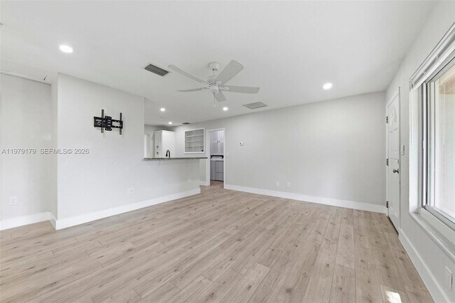 Building Photo - 4561 SW 25th Ter