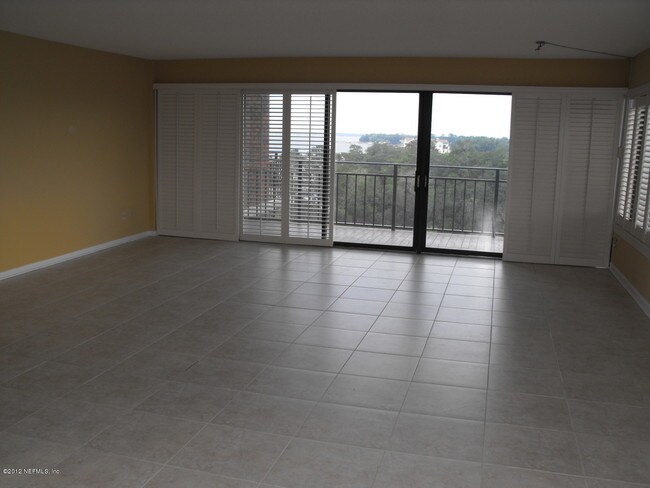 Foto del edificio - 6000 San Jose Blvd