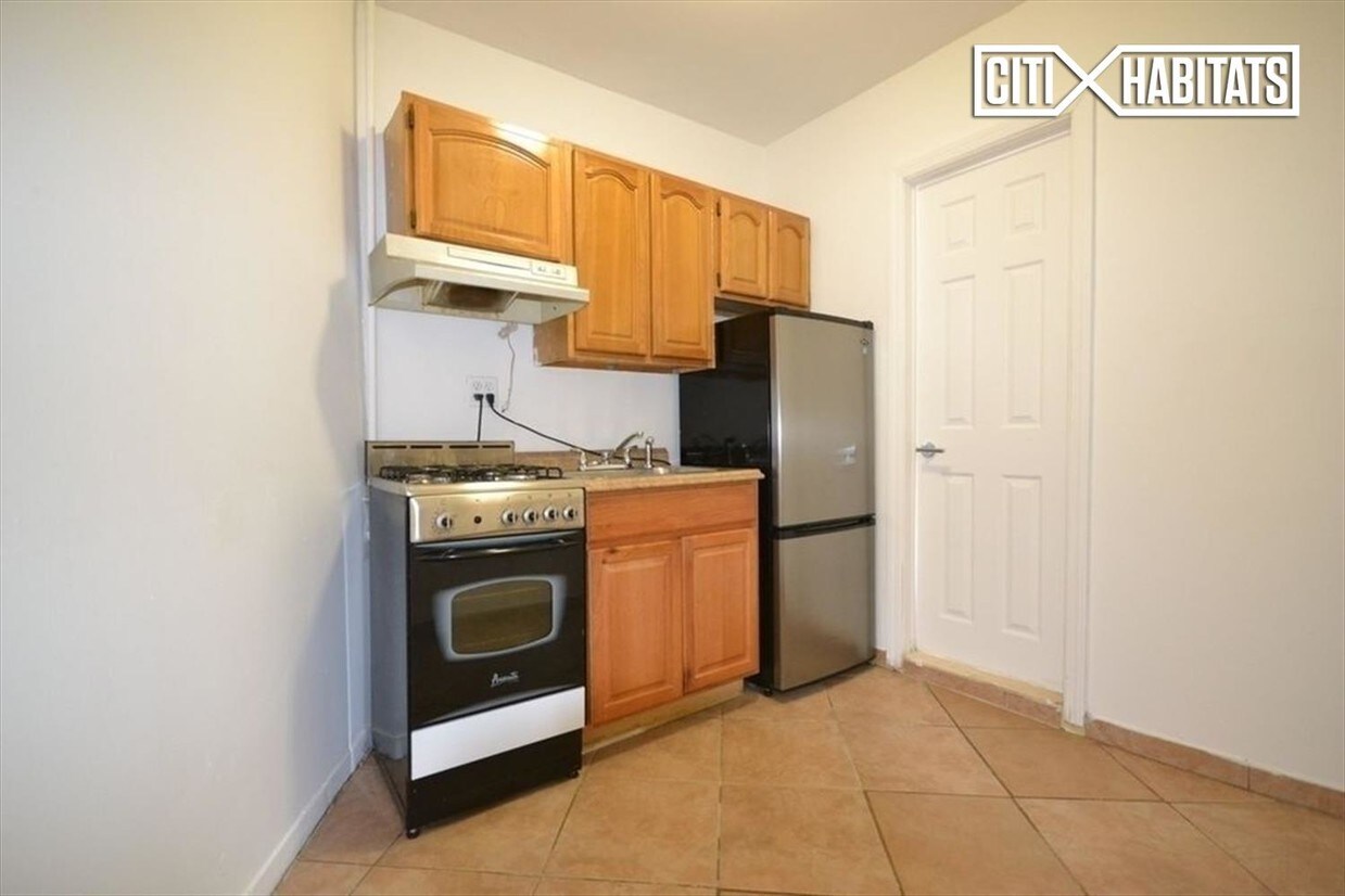 Foto del edificio - 396 Broome St