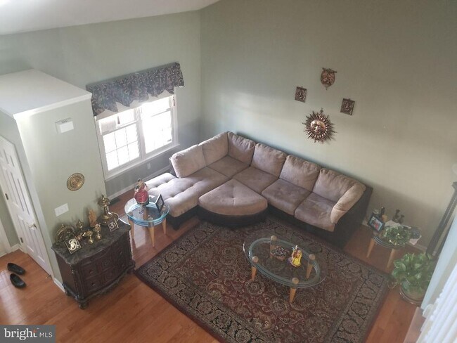 Foto del edificio - 1920 Grist Mill Cir