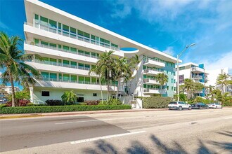 Building Photo - 7800 Collins Ave