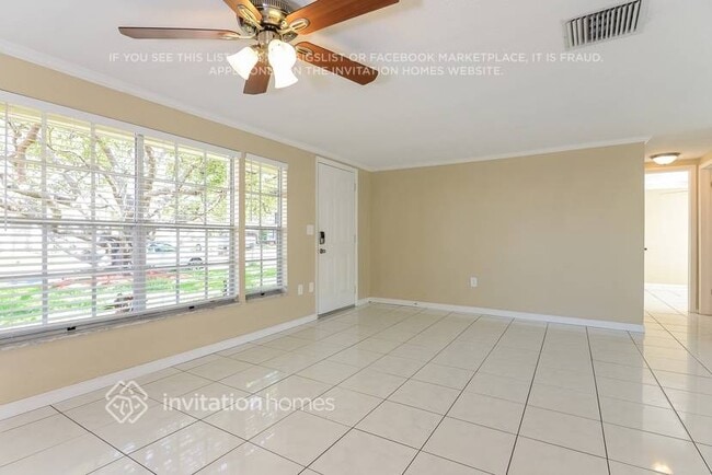 Building Photo - 3824 Sail Dr