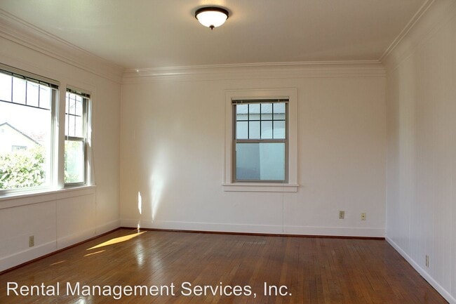 Building Photo - 1 br, 1 bath House - 2330 SE 22nd Ave #2