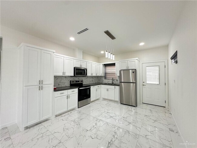 Building Photo - 12 N "E" St