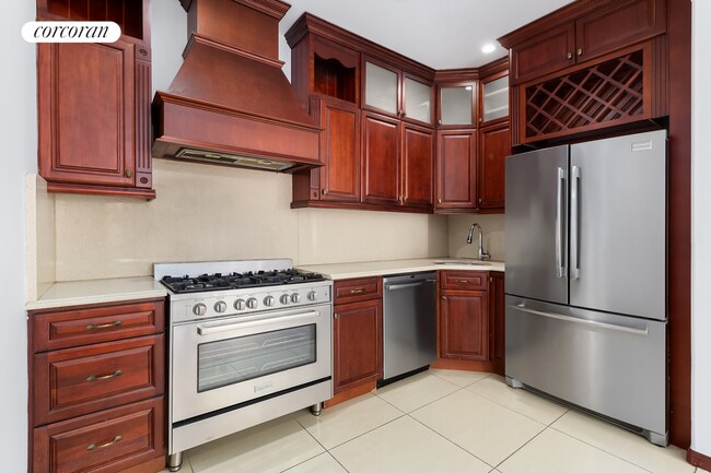 Building Photo - 471 W 146th St