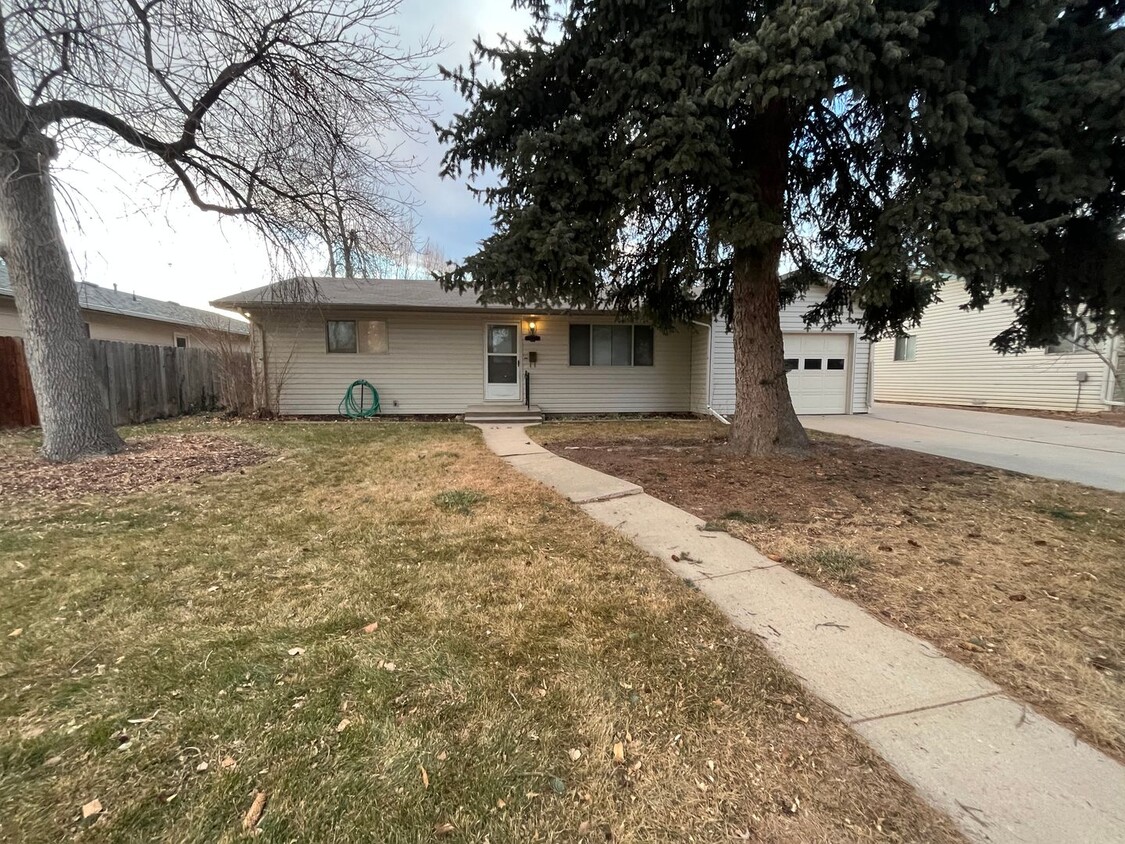 Primary Photo - Cozy Home in Rams Village