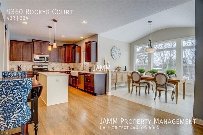 Foto del edificio - 9360 Rockys Ct
