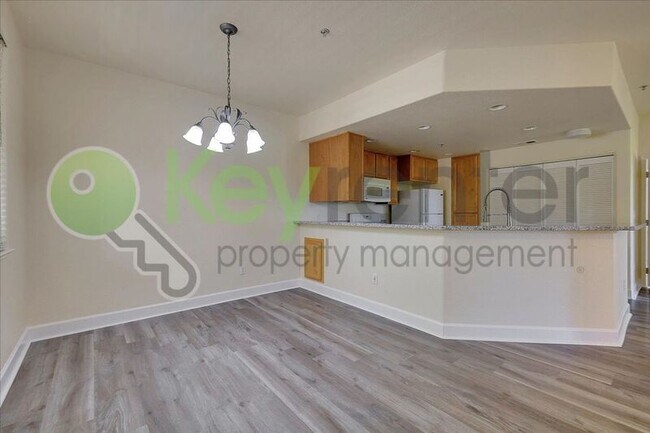Foto del edificio - 1501 Secret Ravine Pkwy