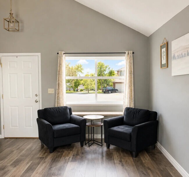 Foto del edificio - 6010 Barnacle Ct
