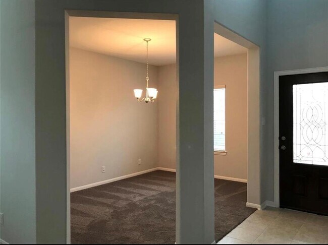 Foto del edificio - 8611 Morning Dove Ln