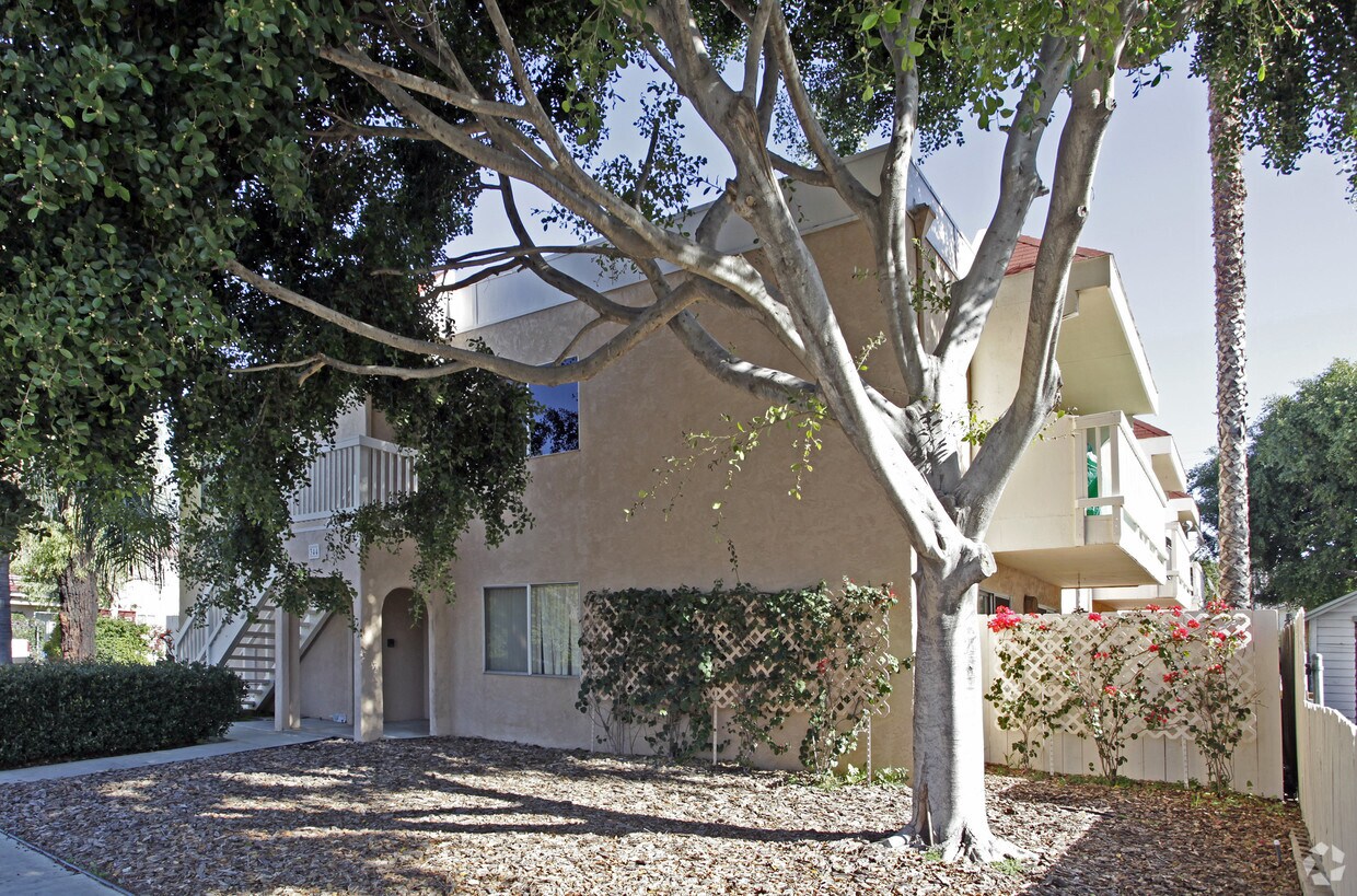 Building Photo - Waverly Apartments