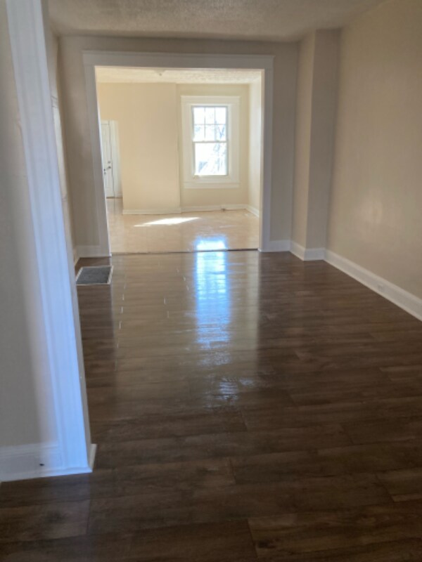 Foto del edificio - 1627 E 29th St