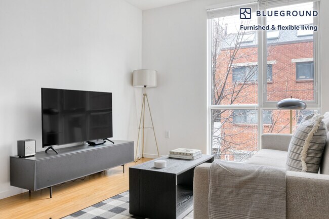 Foto del edificio - 75 Brainerd Rd