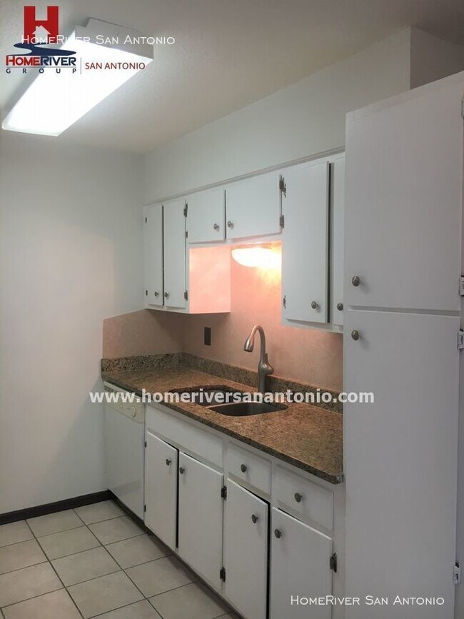 Foto del edificio - 9915 Powhatan Dr