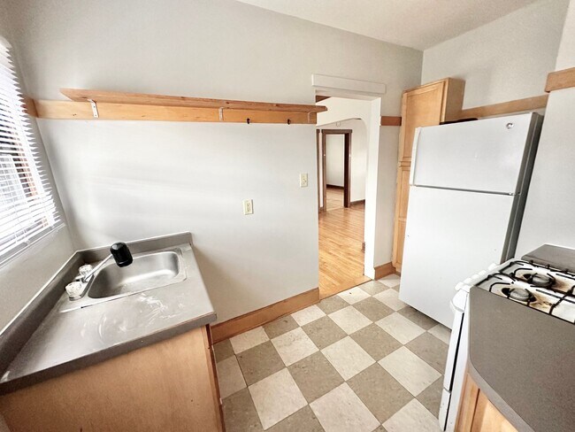 Foto del edificio - 2210 N Booth St