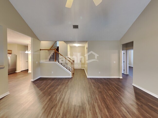 Foto del edificio - 1308 Oakhall Ln