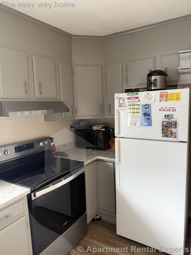 Photo - 65 Boston Ave Apartment