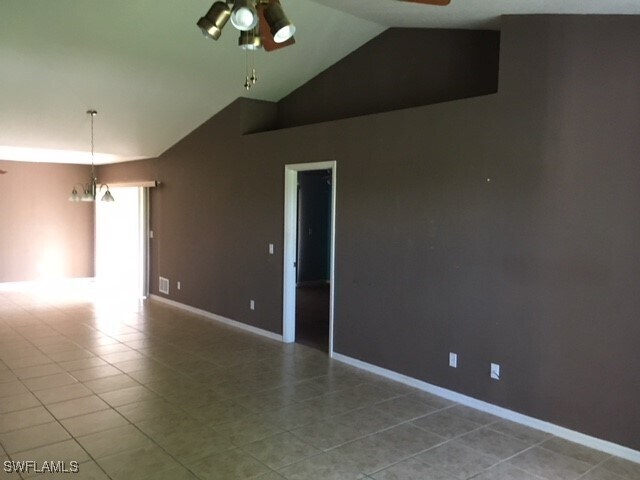 Foto del edificio - 512 NW 5th Terrace