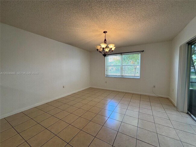 Foto del edificio - 9283 NW 54th St
