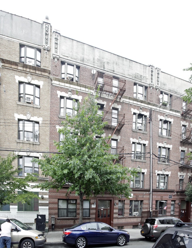 Building Photo - 295 E 162nd St