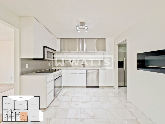 Building Photo - Spacious 2-Bed, 2-Bath Condo at Regency Terrace