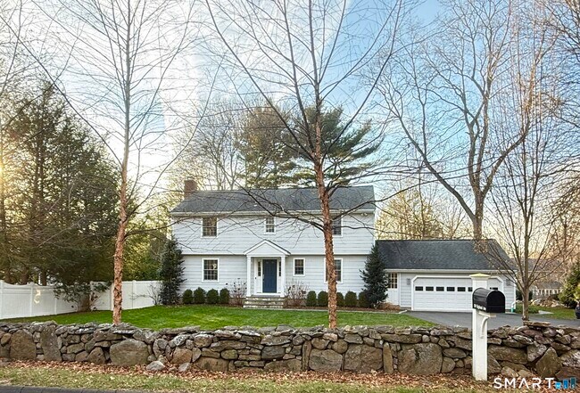 Foto del edificio - 139 Highland Ave