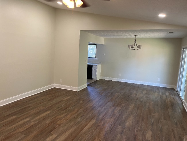Building Photo - 4059 Sugar Mill Dr