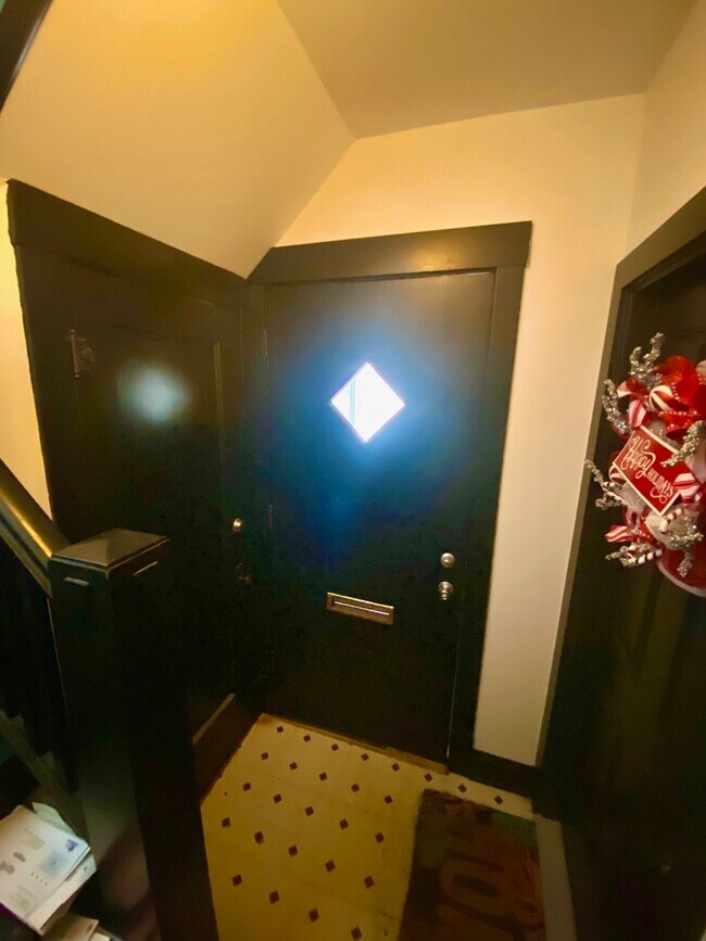 Foto del edificio - 5225 W Deming Pl