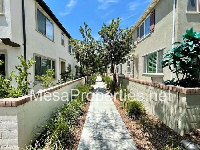 Building Photo - 3230 E Yountville Dr