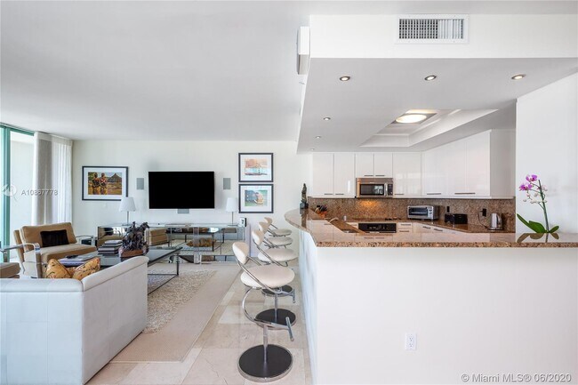 Foto del edificio - 3350 SW 27th Ave