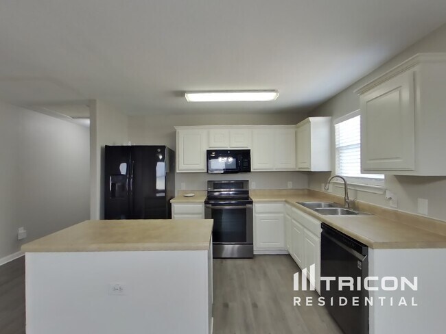 Building Photo - 5912 Blonde Canyon
