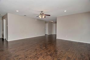 Building Photo - 4833 Leaf Hollow Dr