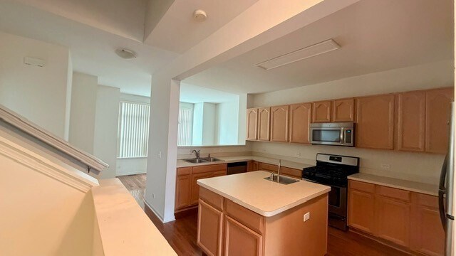Foto del edificio - 717 Keystone Ln