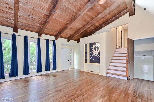Building Photo - 5 br, 3 bath House - 2050 Paran Court