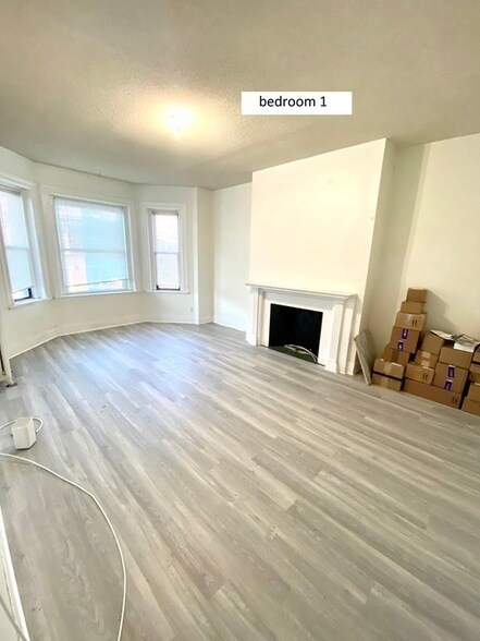 Foto del edificio - 18 Glenville Ave