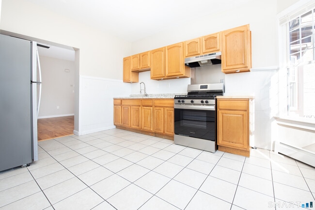 Foto del edificio - 525 E Main St