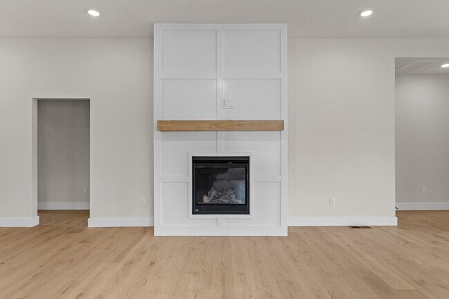 Foto del edificio - 702 S Thornridge Dr