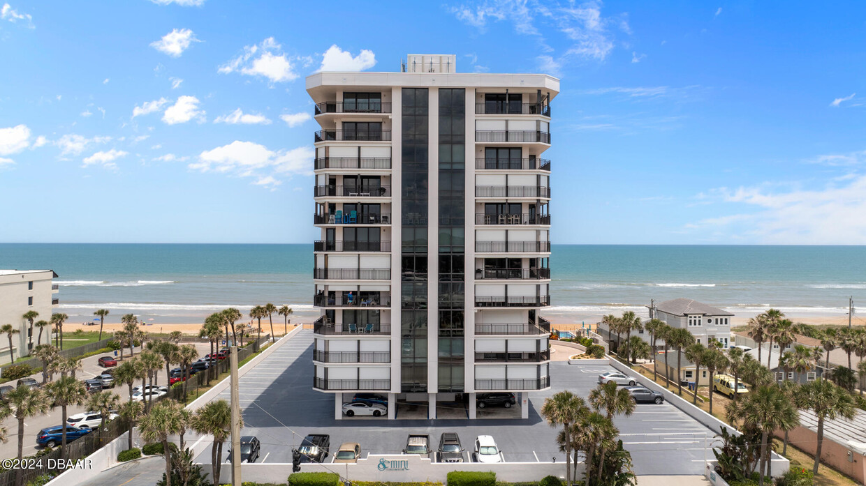 Foto principal - 1239 Ocean Shore Blvd