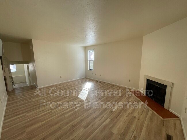 Building Photo - 4820 W 88th Pl