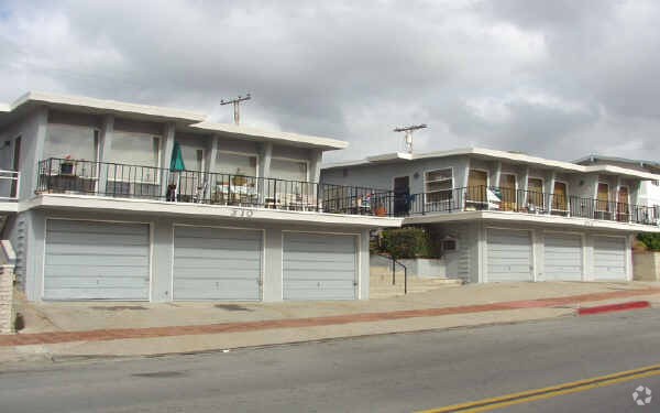 Primary Photo - 308 Avenida Del Mar