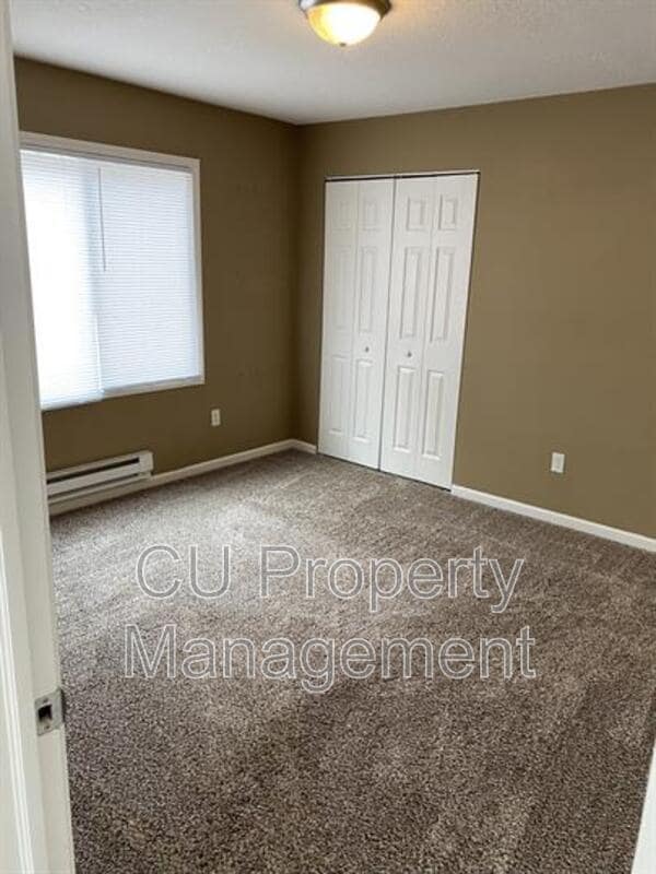 Building Photo - 709 W Church St