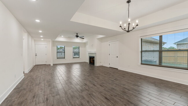 Foto del edificio - 52 Watson Ln
