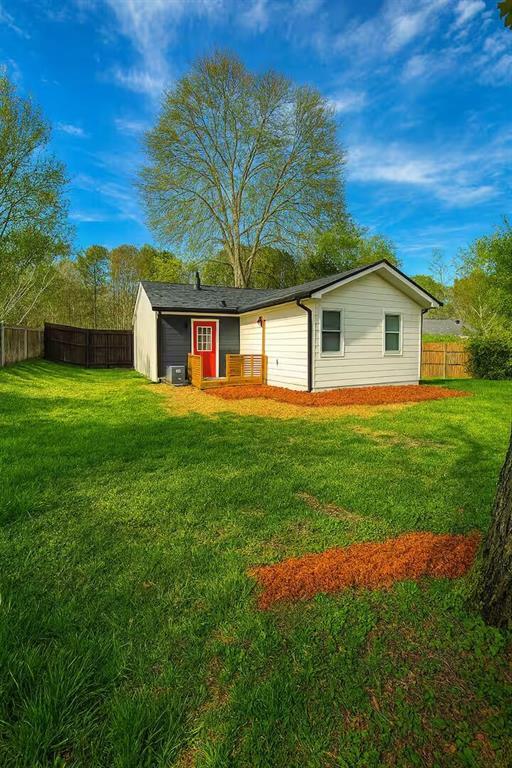 Foto del edificio - 500 Denham St