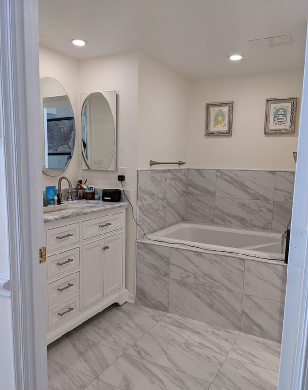 Building Photo - 2121 Jamieson Ave