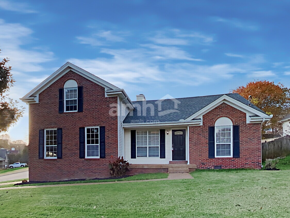 Foto principal - 1300 Georgetown Dr