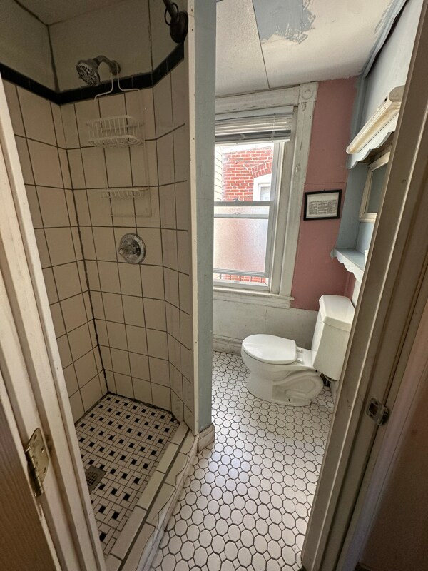 Foto del edificio - 46 Montgomery Ave