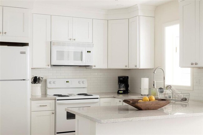 Foto del edificio - 143 Woodmere Square NW