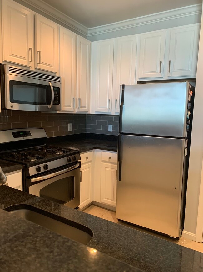 Foto del edificio - 2465 Army Navy Dr